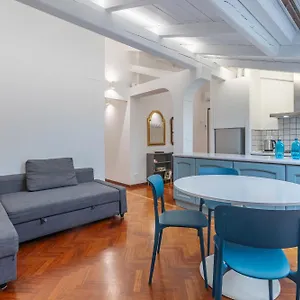 Apartamento Pratello Elegante E Raffinata Mansarda, Bolonia